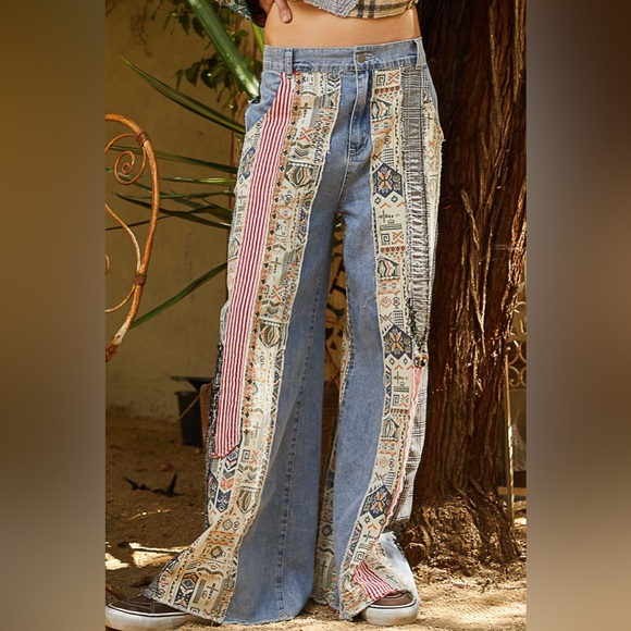 POL Patchwork Wide-Leg Jeans | Multicolor Magic & Relaxed Fit - Picture 3 of 6